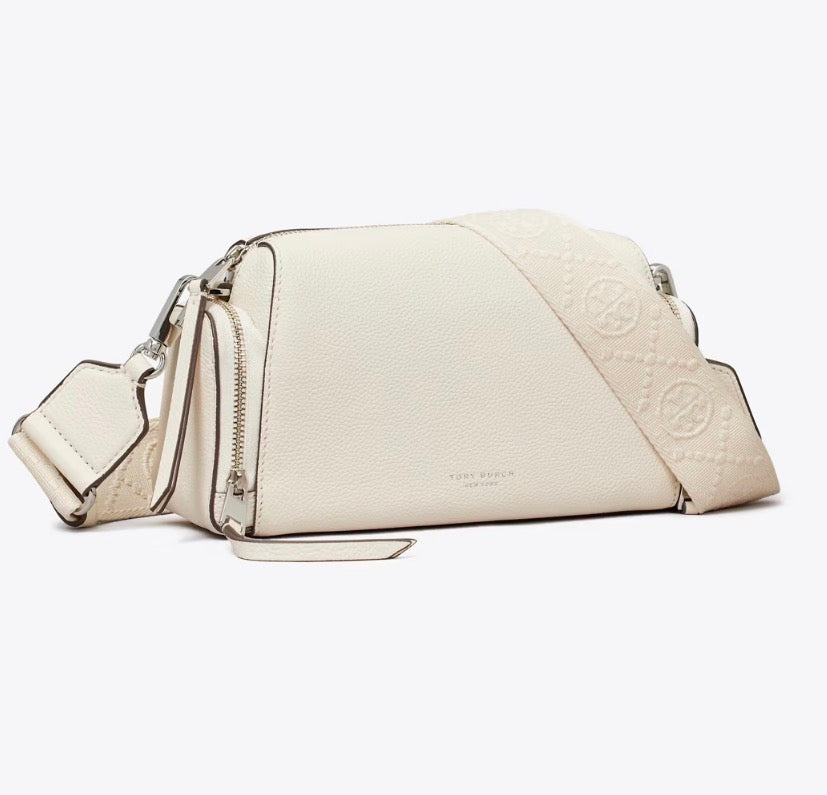 TORY BURCH PERRY VOYAGER CROSSBODY BAG  -  light cream