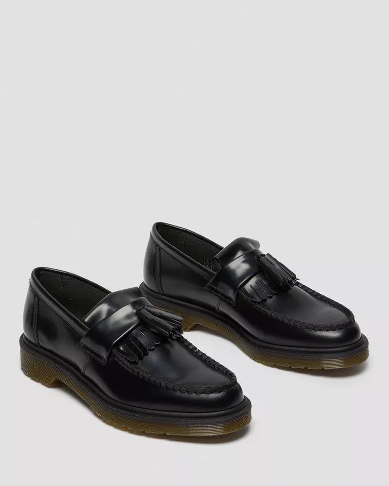 Dr.Martens Adrian Smooth  -  Black — Polished Smooth