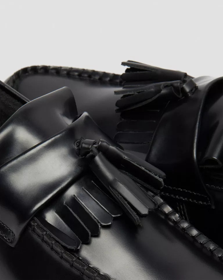 Dr.Martens Adrian Smooth  -  Black — Polished Smooth