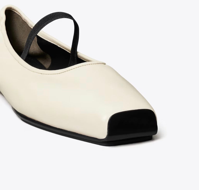 TORY BURCH RUNWAY BALLET   -  New Ivory / Perfect Black