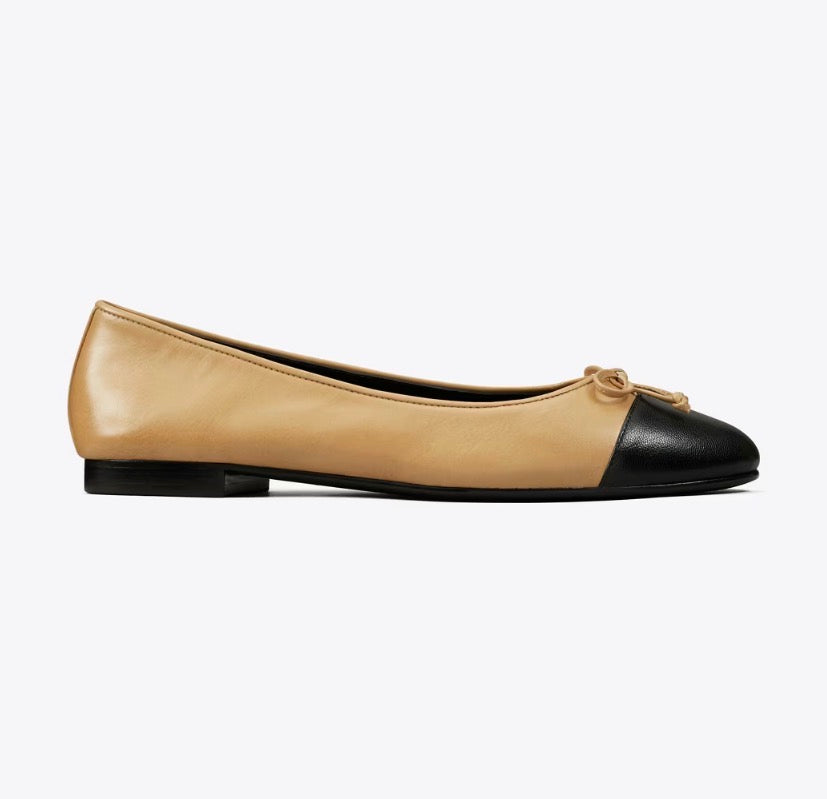 TORY BURCH CAP-TOE BALLET   -   Ginger Shortbread / Perfect Black