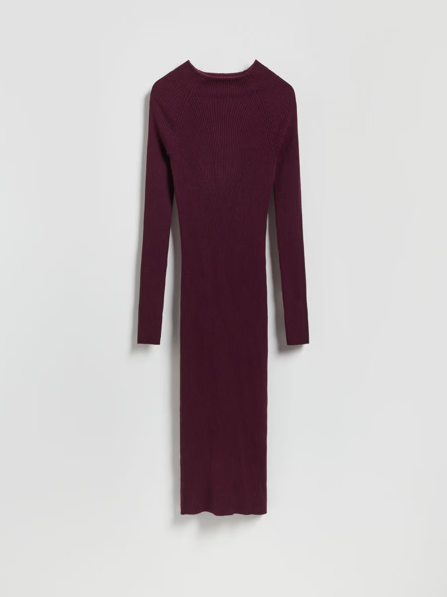 Rippstrickkleid aus Viskose in Rotbraun