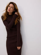 Rippstrickkleid aus Viskose in Dunkelbraun