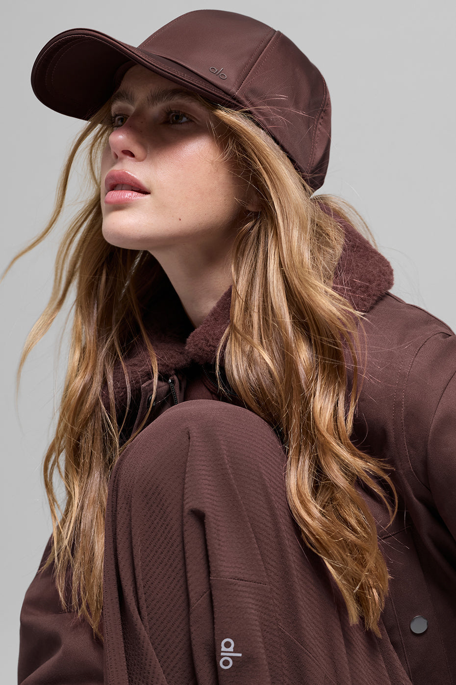Alo Yoga Satin Off-Duty Cap  -  Brownstone