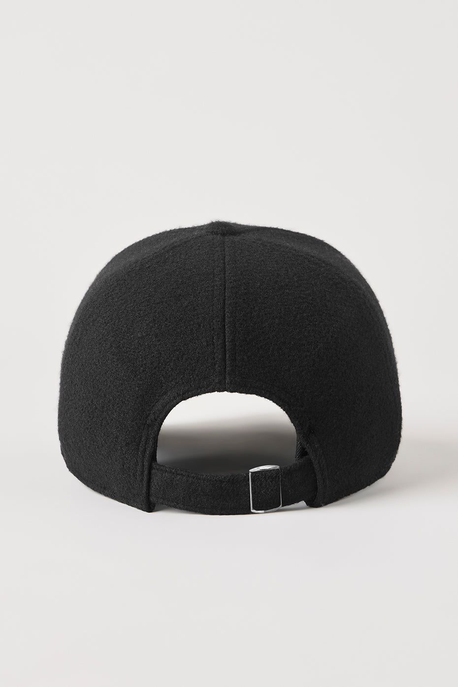 Alo Yoga Prestige Off-Duty Cap  -  Black