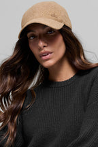 Alo Yoga Prestige Off-Duty Cap  -  Toasted Almond