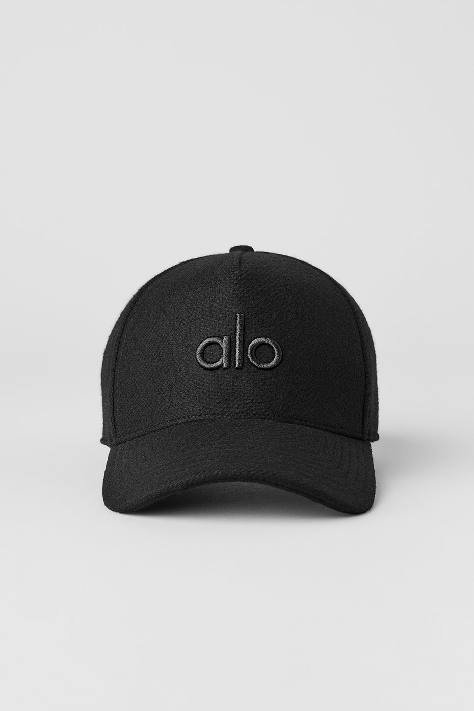 Alo Yoga Wool Blend District Trucker Hat  -  Black