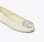 TORY BURCH REVA TRAVEL BALLET  -  Light Cream / Silver