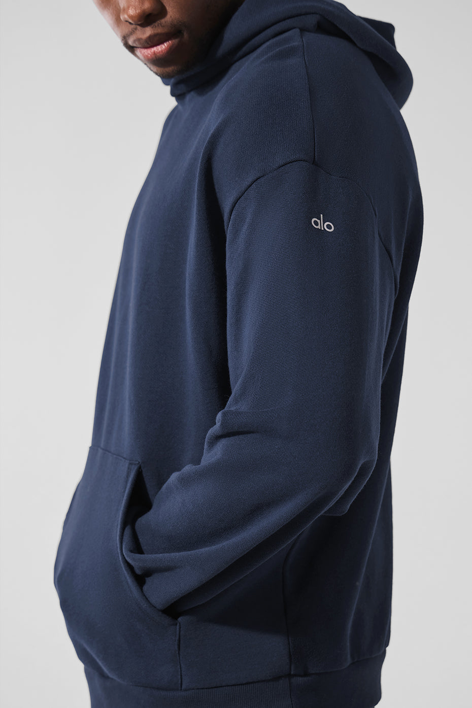 Alo Yoga Men's Chill Hoodie  -  Navy