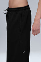 Alo Yoga Women's  Chill Sweatpant  - Black