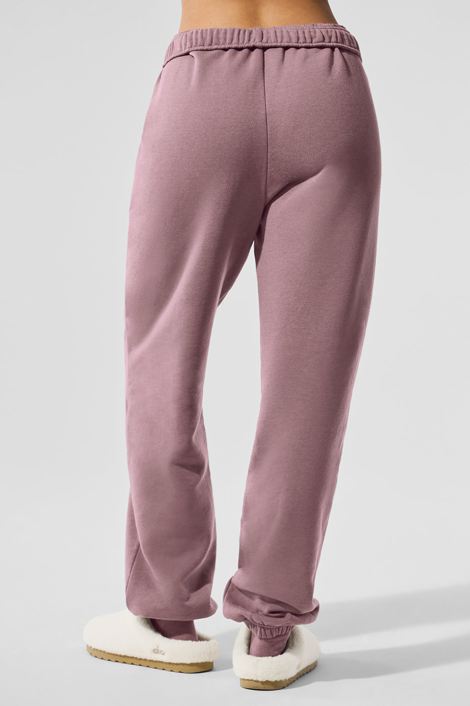 Alo Yoga Accolade Sweatpant  -  Smoky Quartz