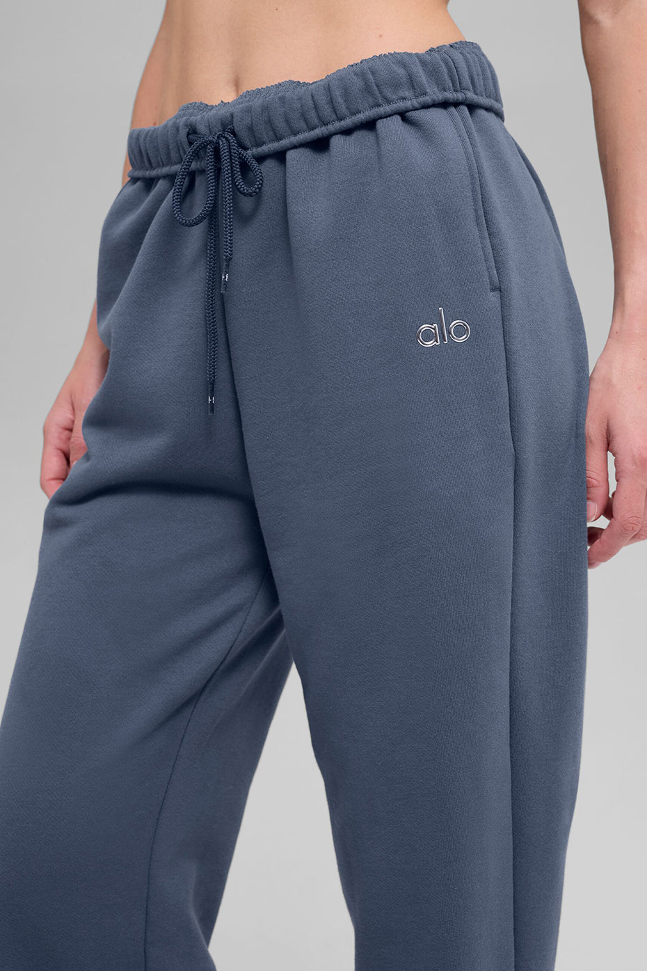 Alo Yoga Accolade Sweatpant  -  Bluestone