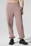 Alo Yoga Accolade Sweatpant  -  Taupe