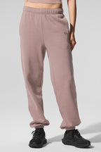 Alo Yoga Accolade Sweatpant  -  Taupe