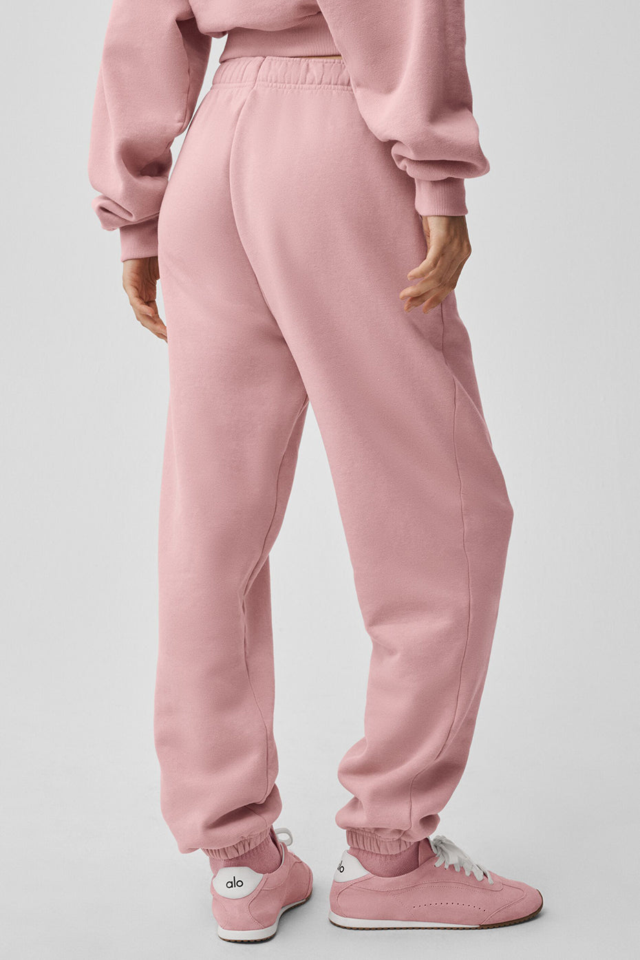 Alo Yoga Accolade Sweatpant  -  Vintage Pink
