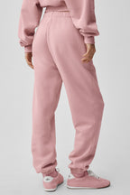 Alo Yoga Accolade Sweatpant  -  Vintage Pink