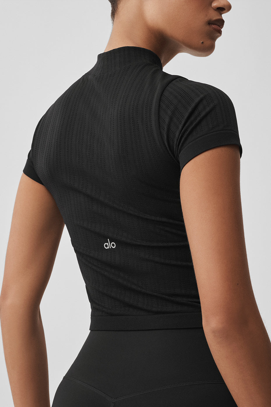 Alo Yoga Seamless Pointelle Mock Neck Short Sleeve- Black