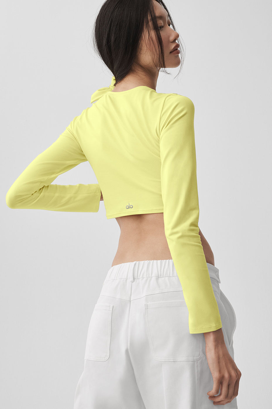 Alo Yoga Washed Alosoft Crop Finesse Long Sleeve  -  Sunshine