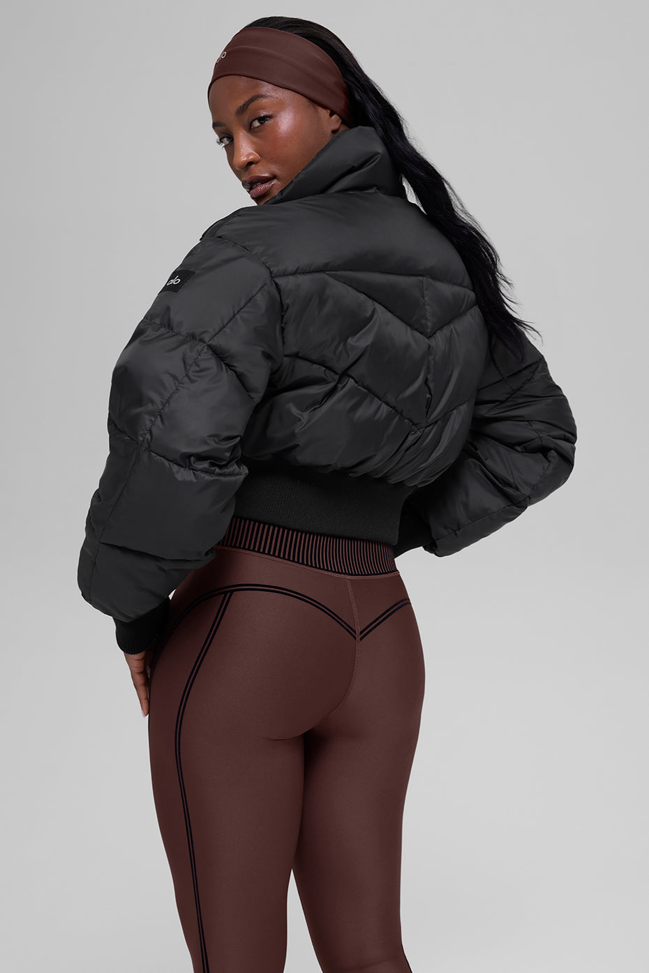 Alo Yoga Cropped Atmosphere Puffer  -  Black
