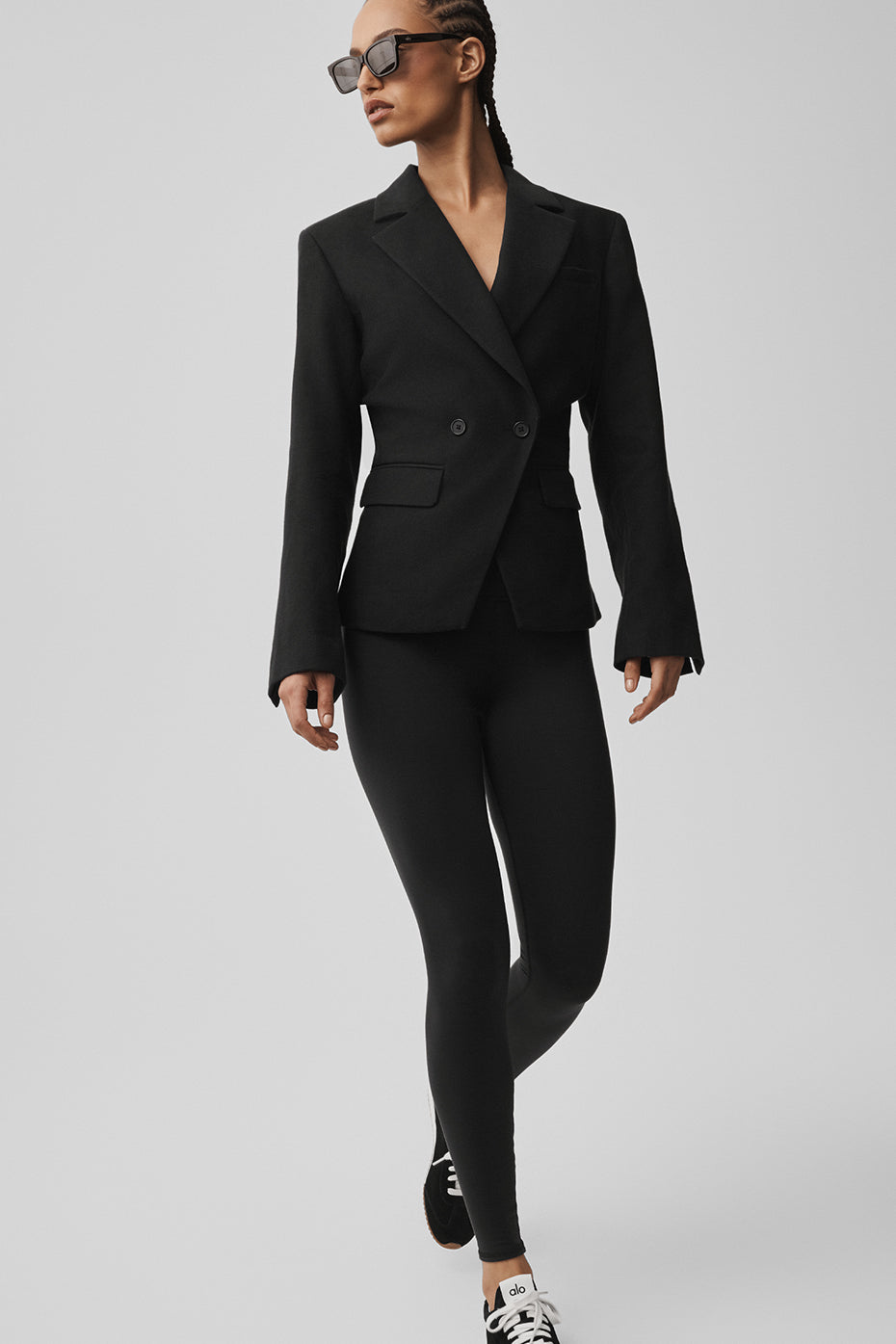 Alo Yoga Cinch Blazer  -  Black