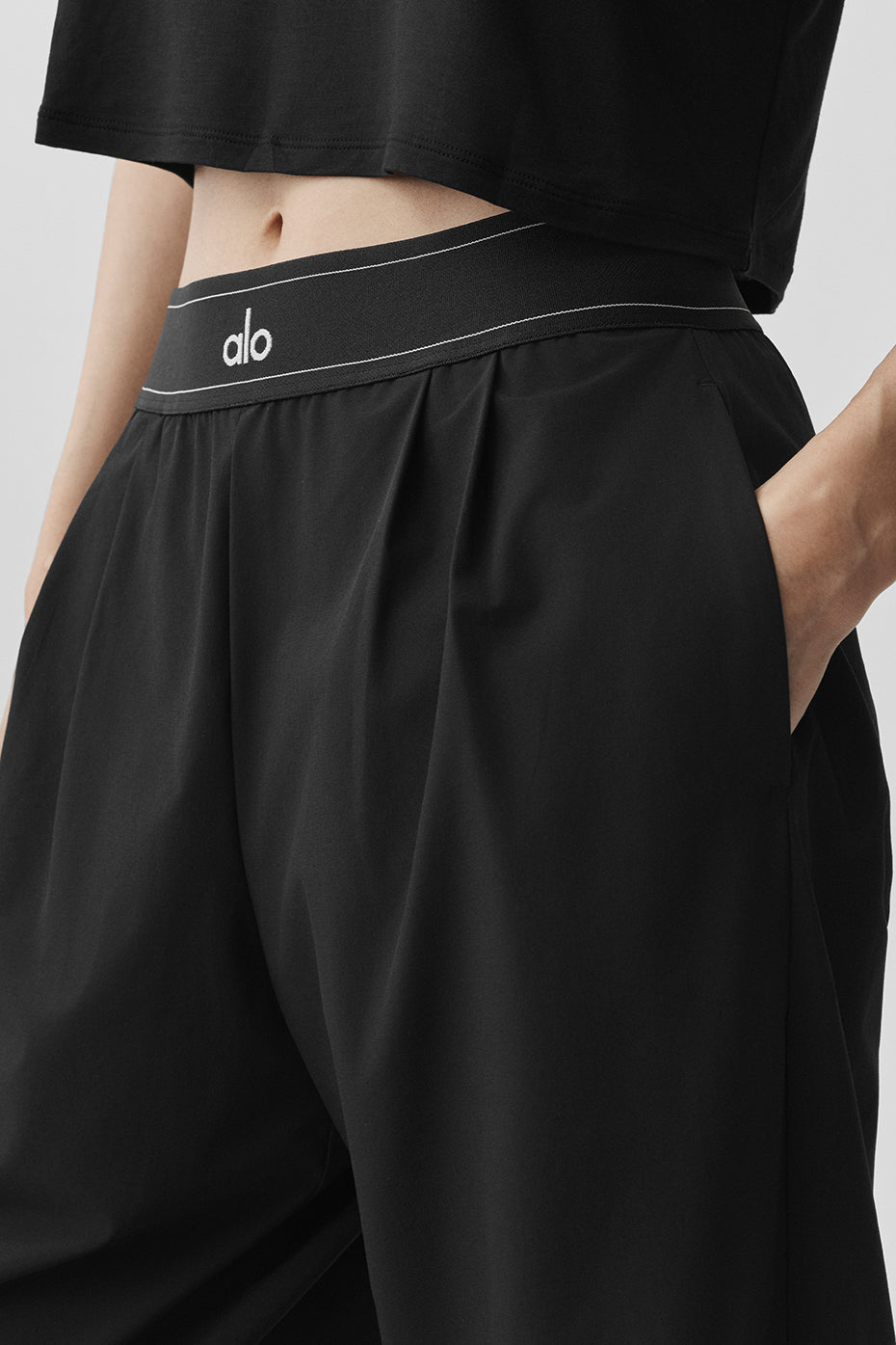 Alo Yoga Suit Up Trouser (Regular)  -  Black - Hemen Teslimde