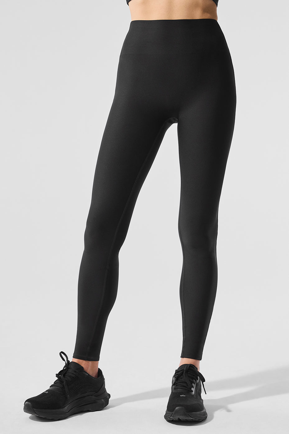 Alo Yoga Airlift High-Waist Sleek Legging  -  Black