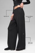 Alo Yoga Mid-Rise Dreamlight Straight Pant  -  Black