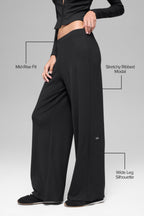 Alo Yoga Mid-Rise Dreamlight Straight Pant  -  Black