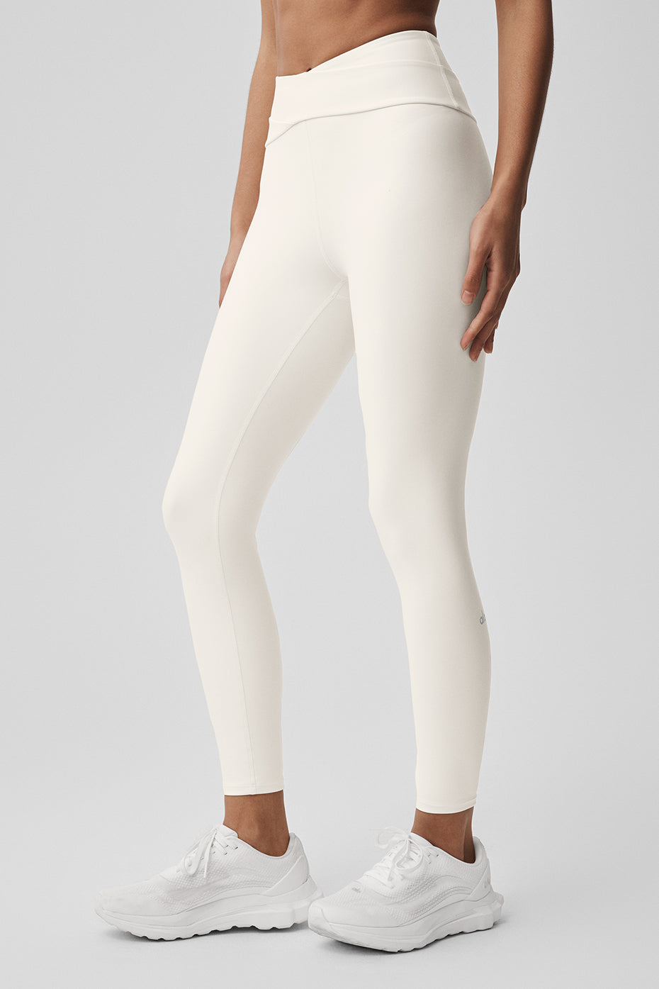 Alo Yoga Airlift High-Waist 7/8 Horizon Legging  -  Ivory
