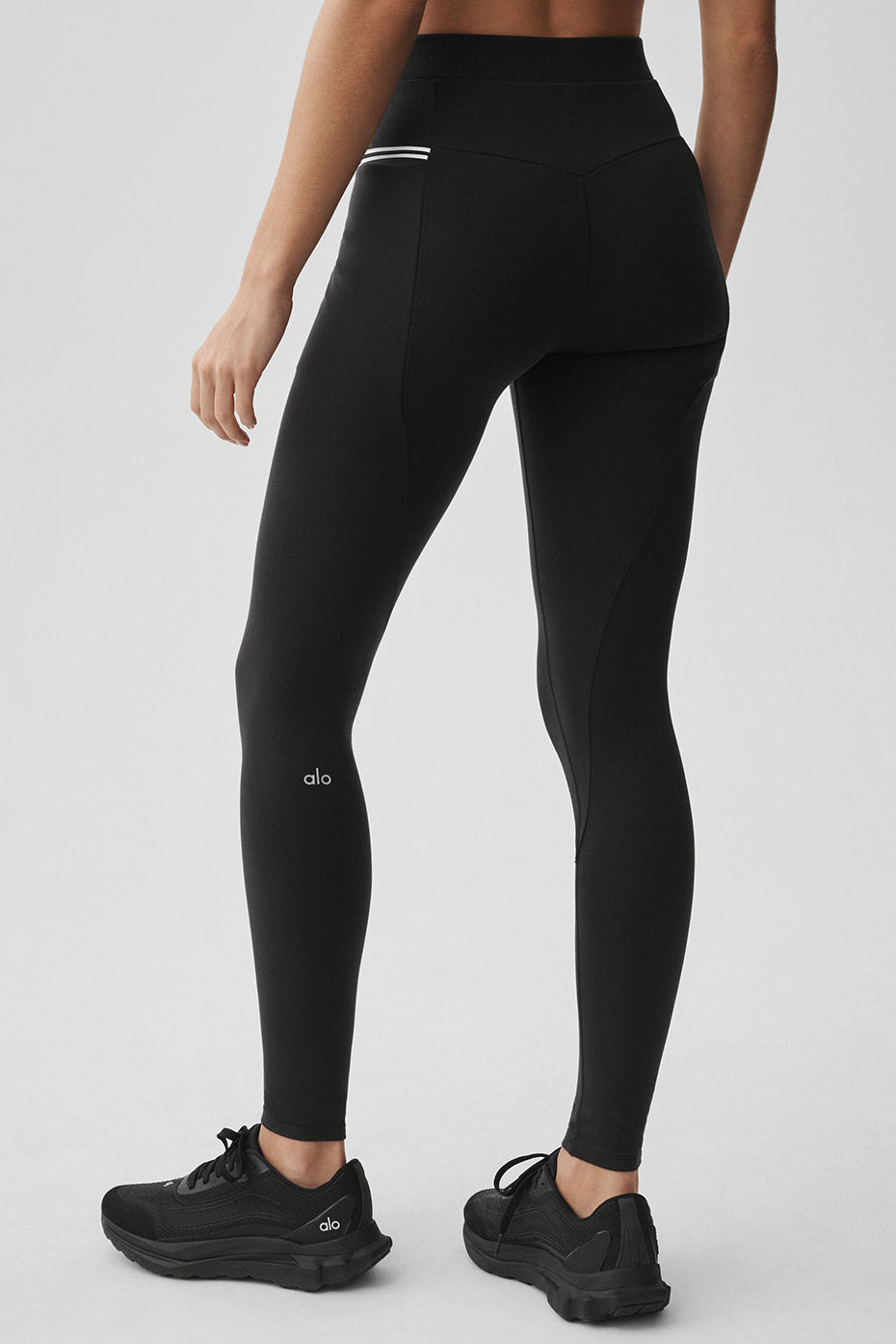 Alo Yoga Airbrush High-Waist Fast Track Legging  -  Black/White