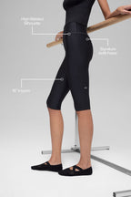 Alo Yoga Women's 16'' High-Waist Airlift Capri- Black