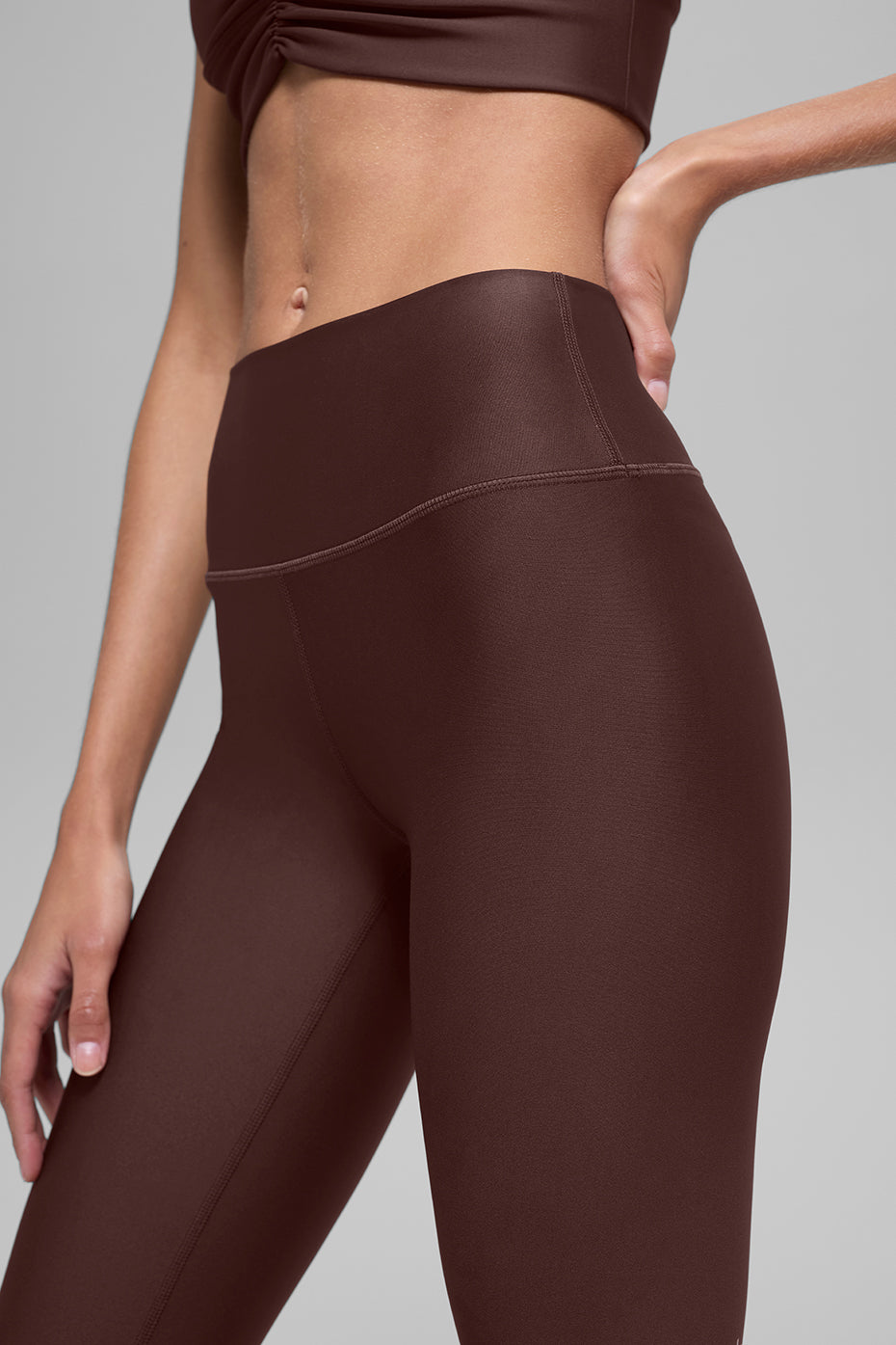 Alo Yoga Women's 16'' High-Waist Airlift Capri  -  Brownstone