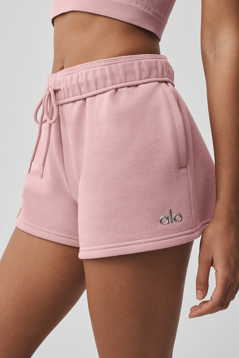 Alo Yoga Accolade Short  -  Vintage Pink