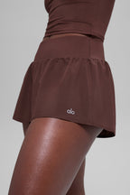 Alo Yoga Women's Victory Running Short  -  Brownstone