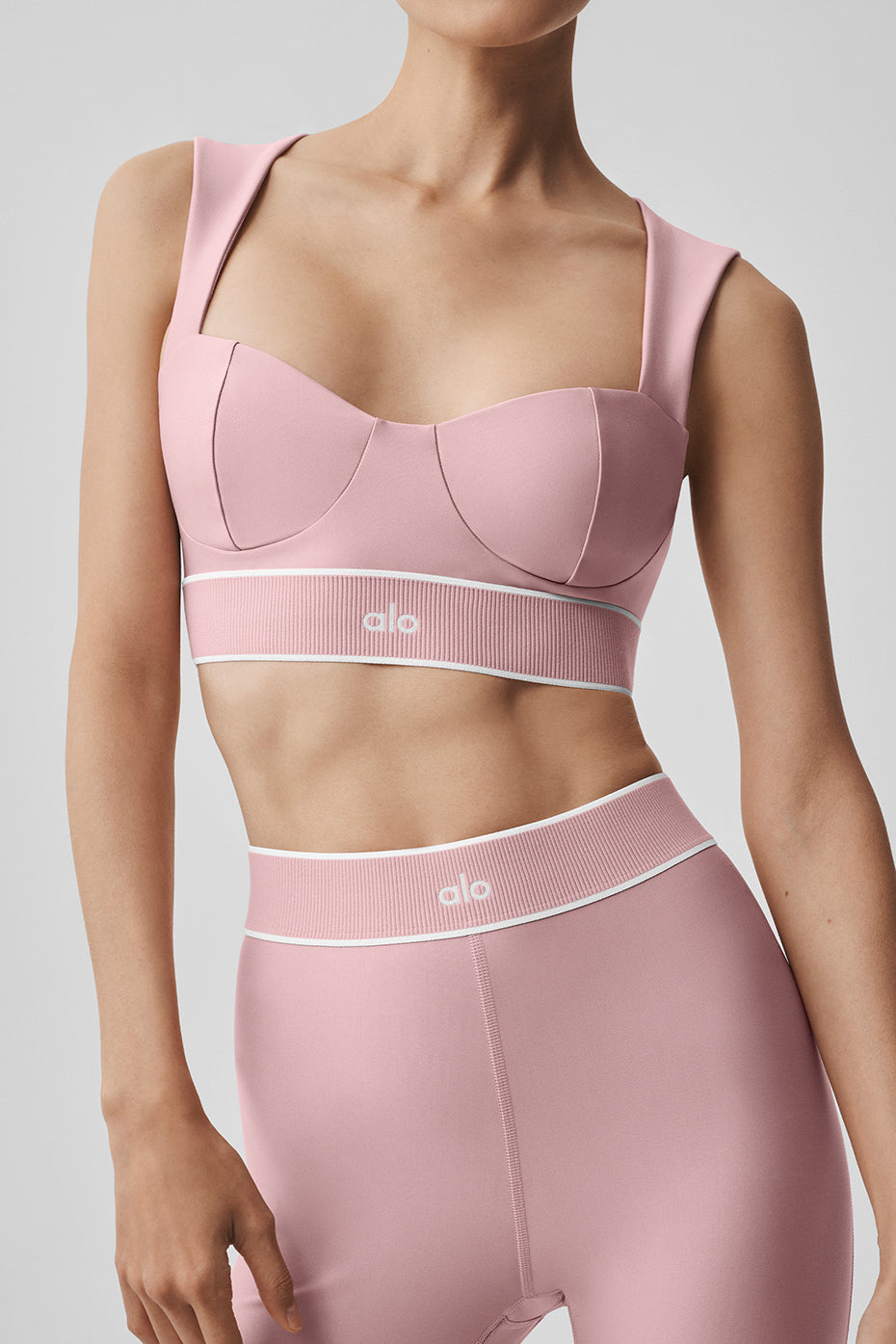 Alo Yoga Airlift Alignment Bra  -  Vintage Pink/White