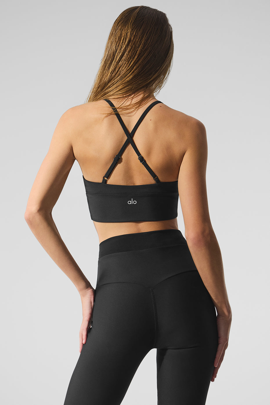 Alo Yoga Airlift Divine Bra  -  Black