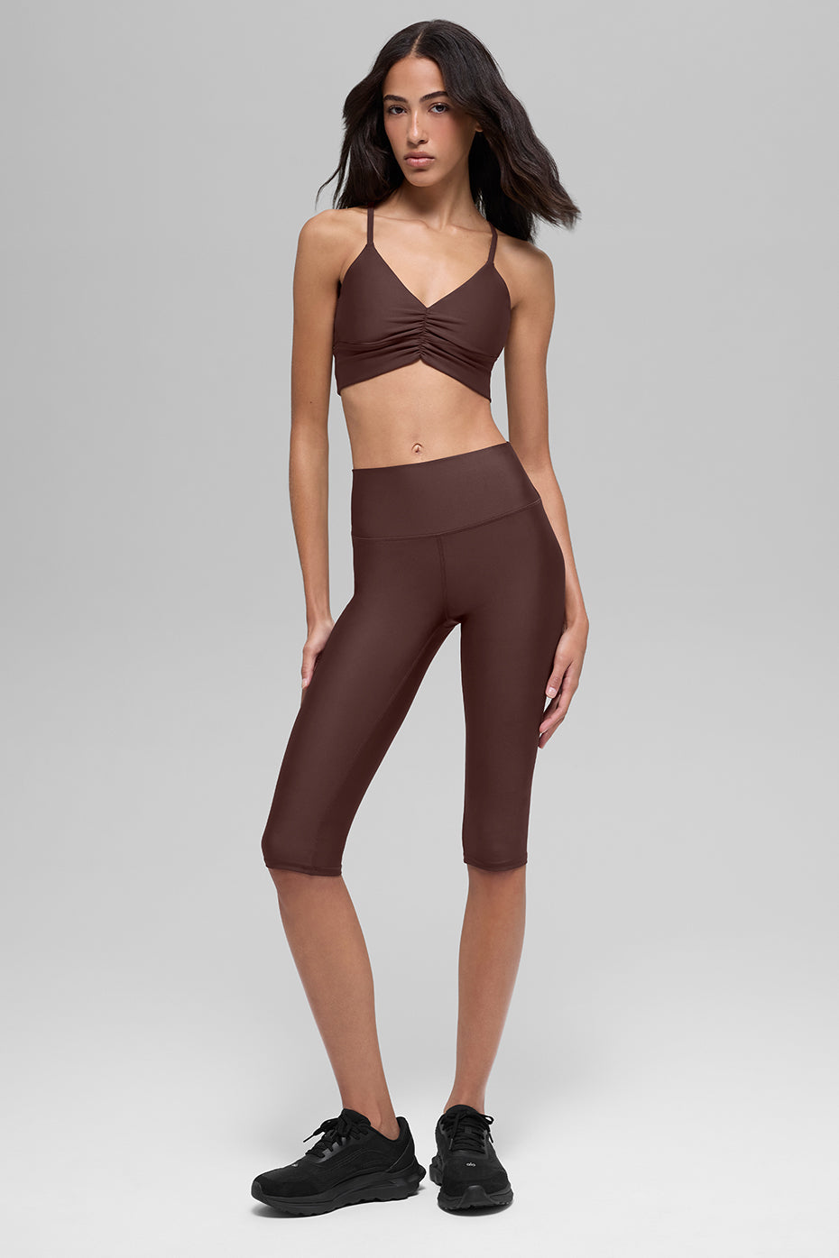 Alo Yoga Airlift Divine Bra  -  Brownstone