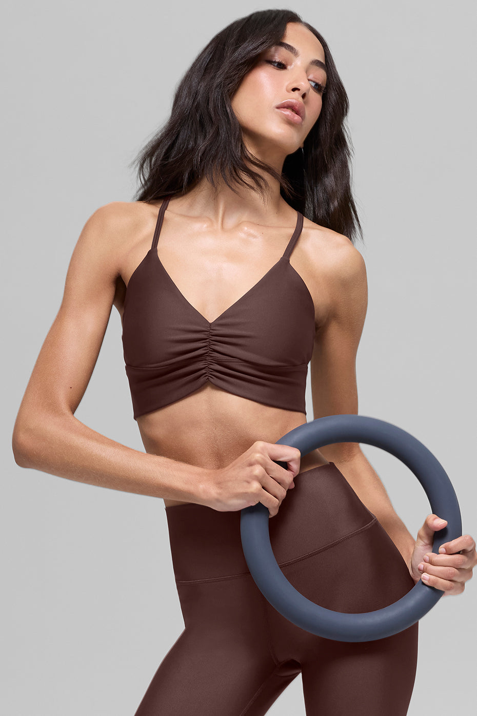 Alo Yoga Airlift Divine Bra  -  Brownstone