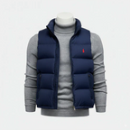 Herrenweste mit Pullover