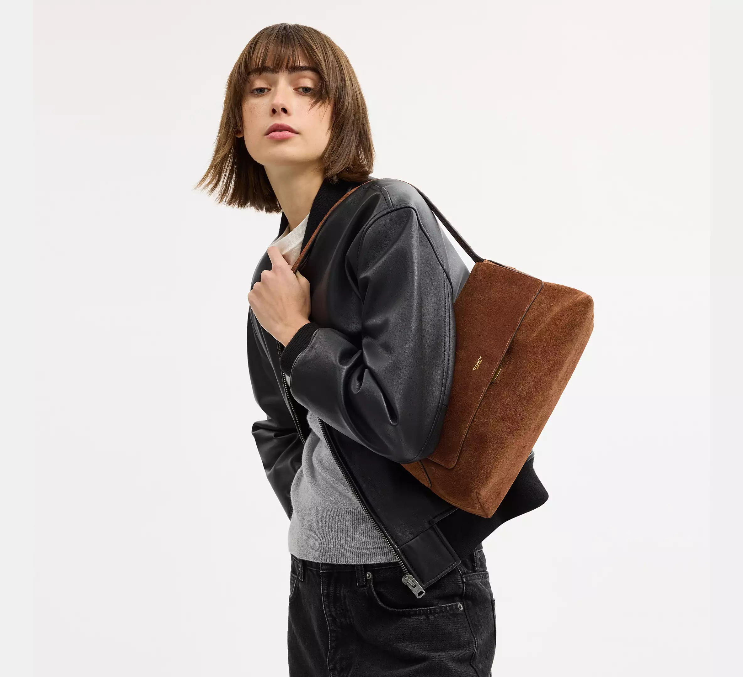 Coach Chelsea Shoulder Bag 30  -   Brass/Warm Brown
