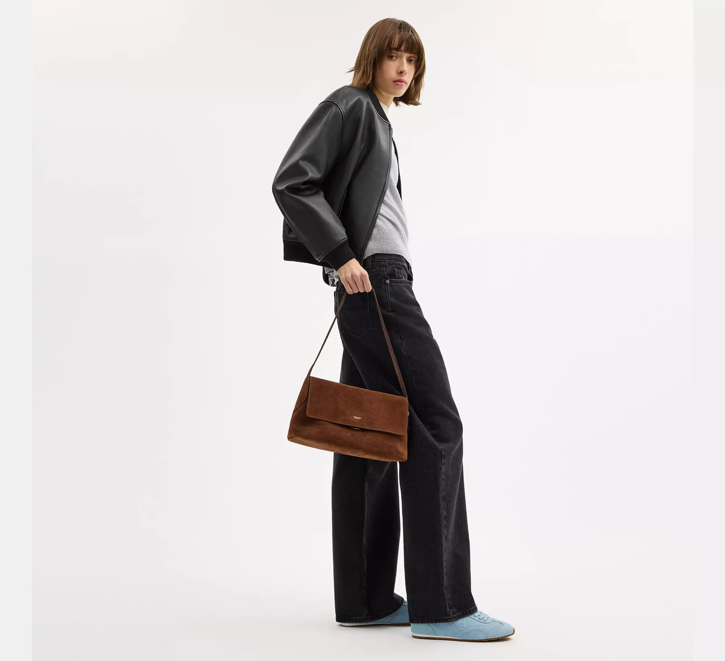 Coach Chelsea Shoulder Bag 30  -   Brass/Warm Brown