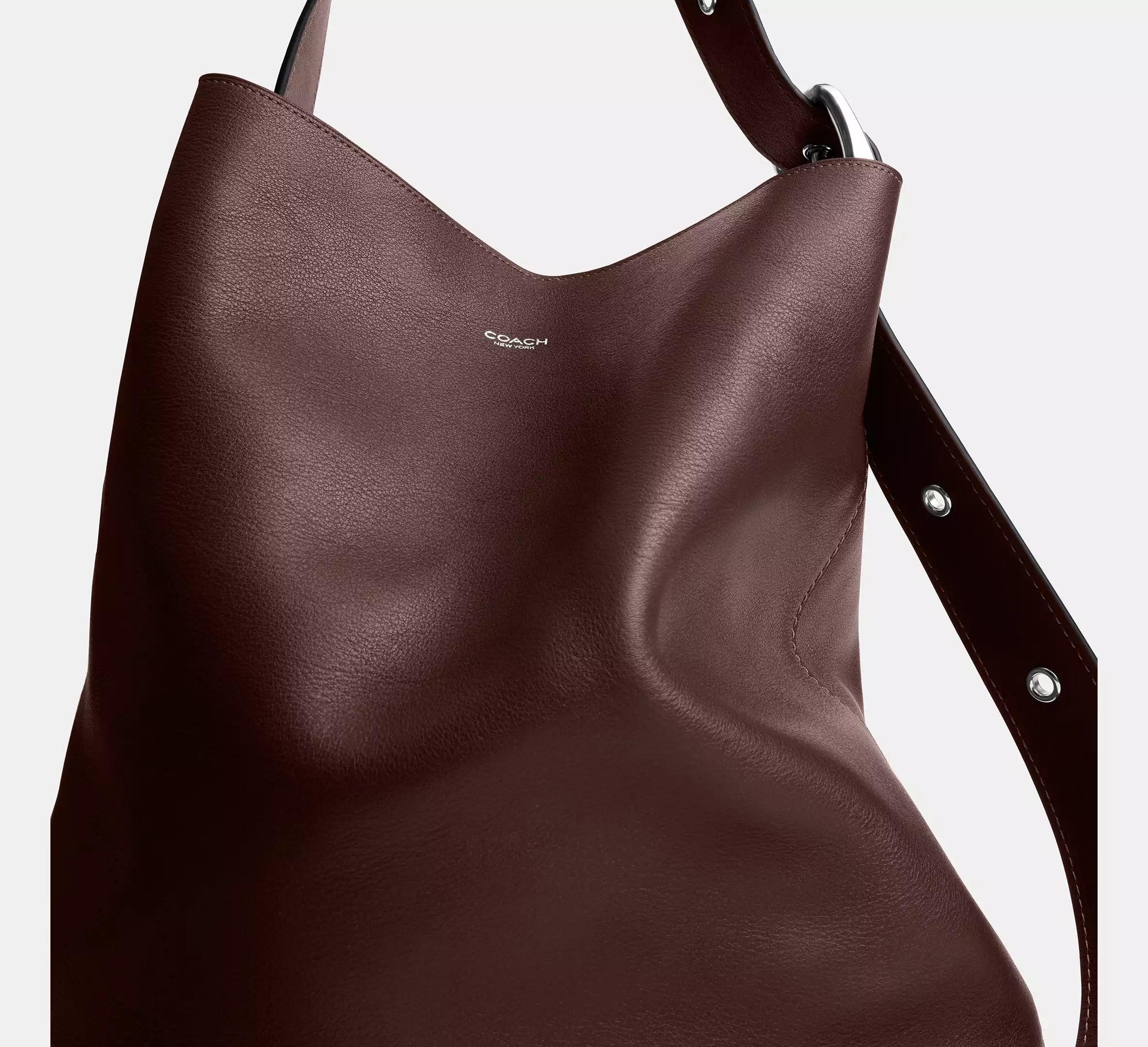 Coach Bleecker Bucket Bag 36  -  Maple