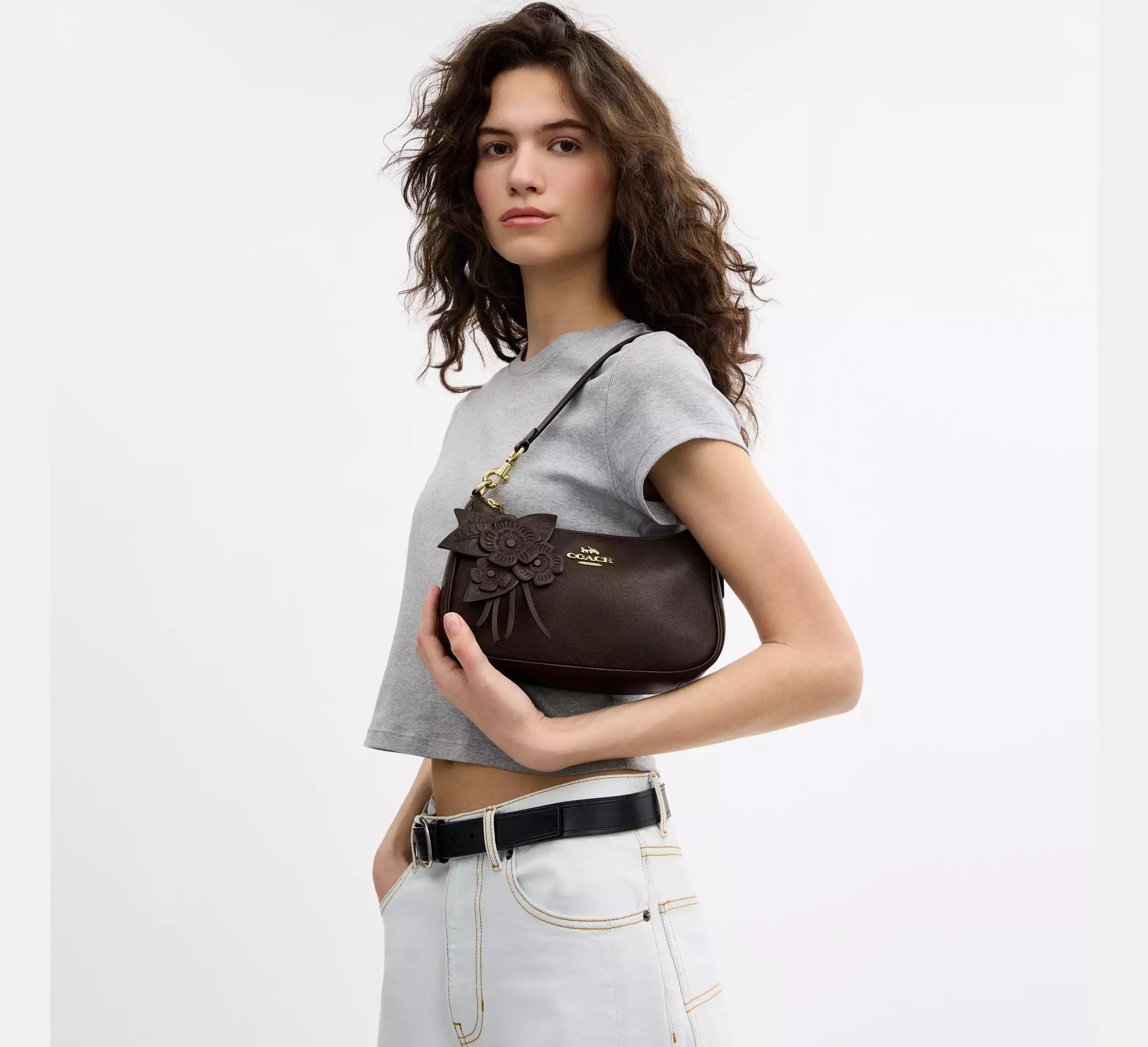 Coach Teri Shoulder Bag With Floral Applique - Gold/Maple