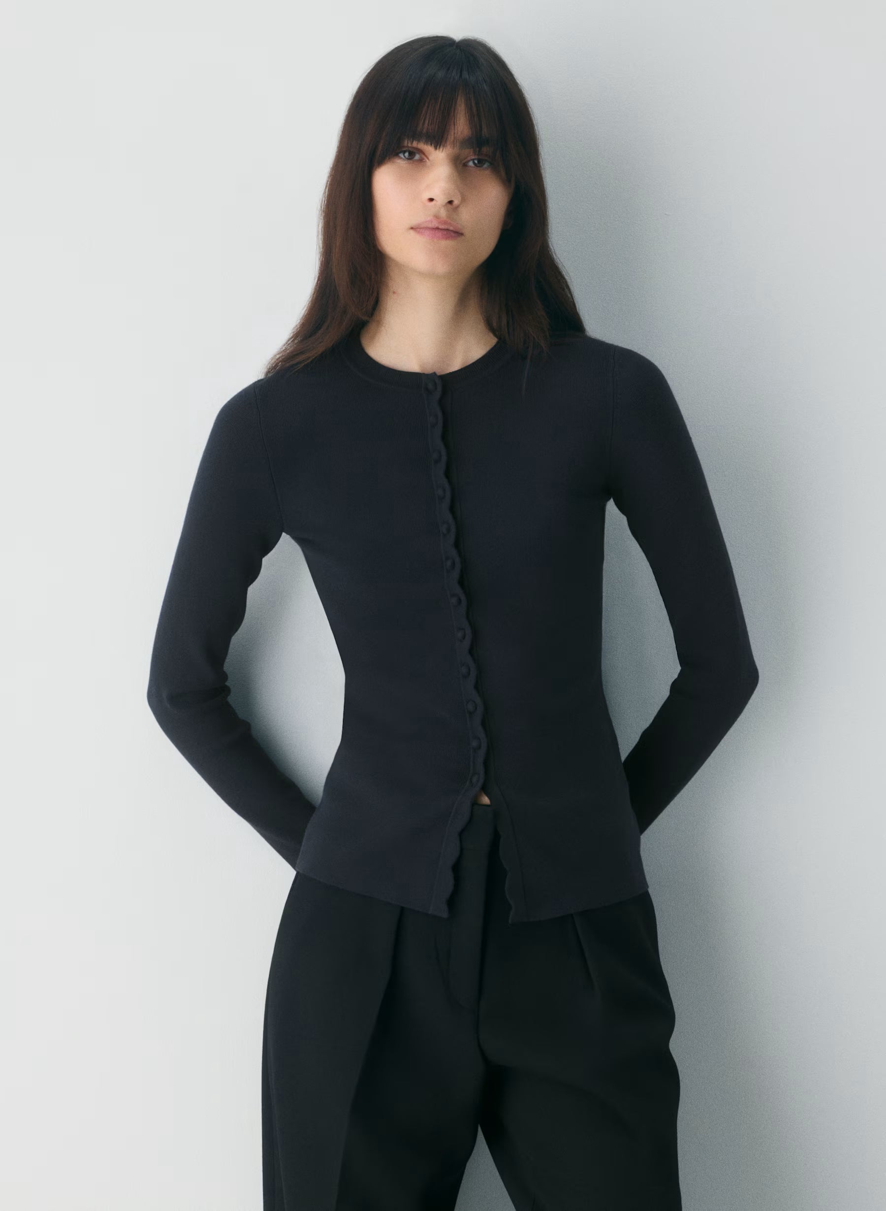 Aritzia Shelly Cardigan - Wonder Yarn-Limited Edition — Dark Night Navy