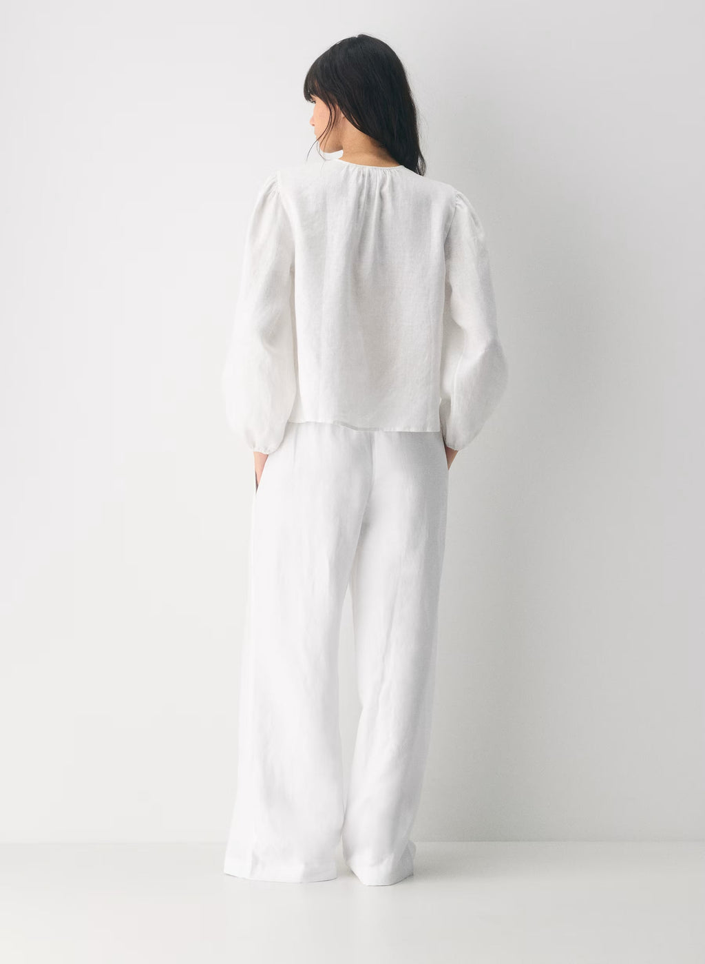 Aritzia Tybee Linen Blouse-White