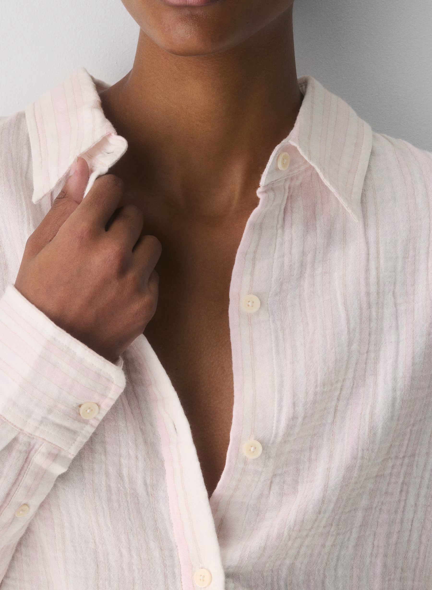 Aritzia AirPlush Cotton™ Sail Shirt -  İmogen strp ok/Vla p