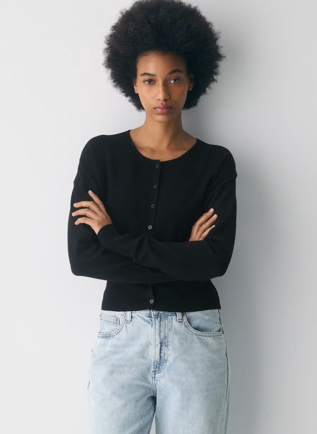 Aritzia Golightly Cardigan - Wonder Yarn- Black