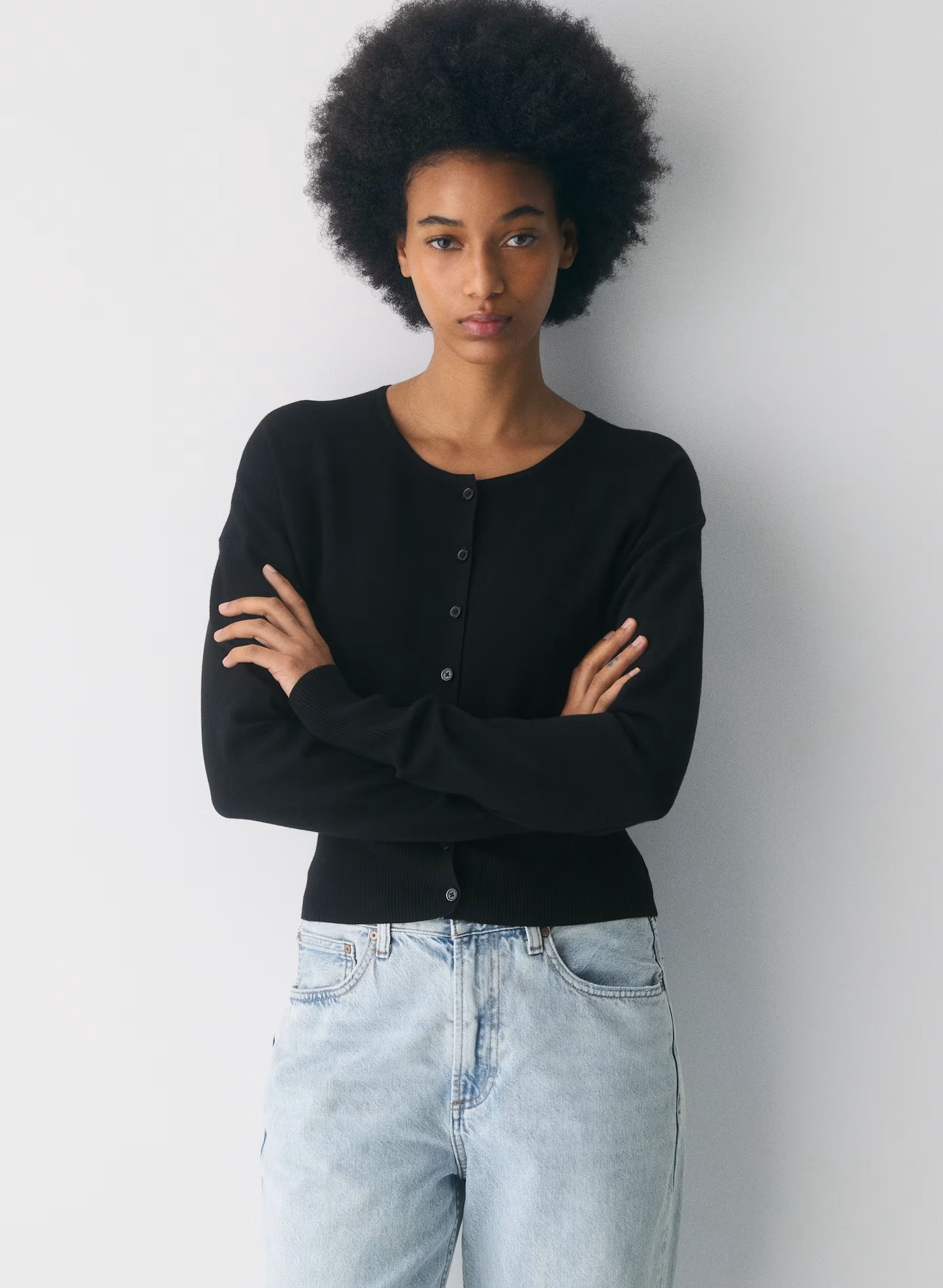 Aritzia Golightly Cardigan - Wonder Yarn- Black