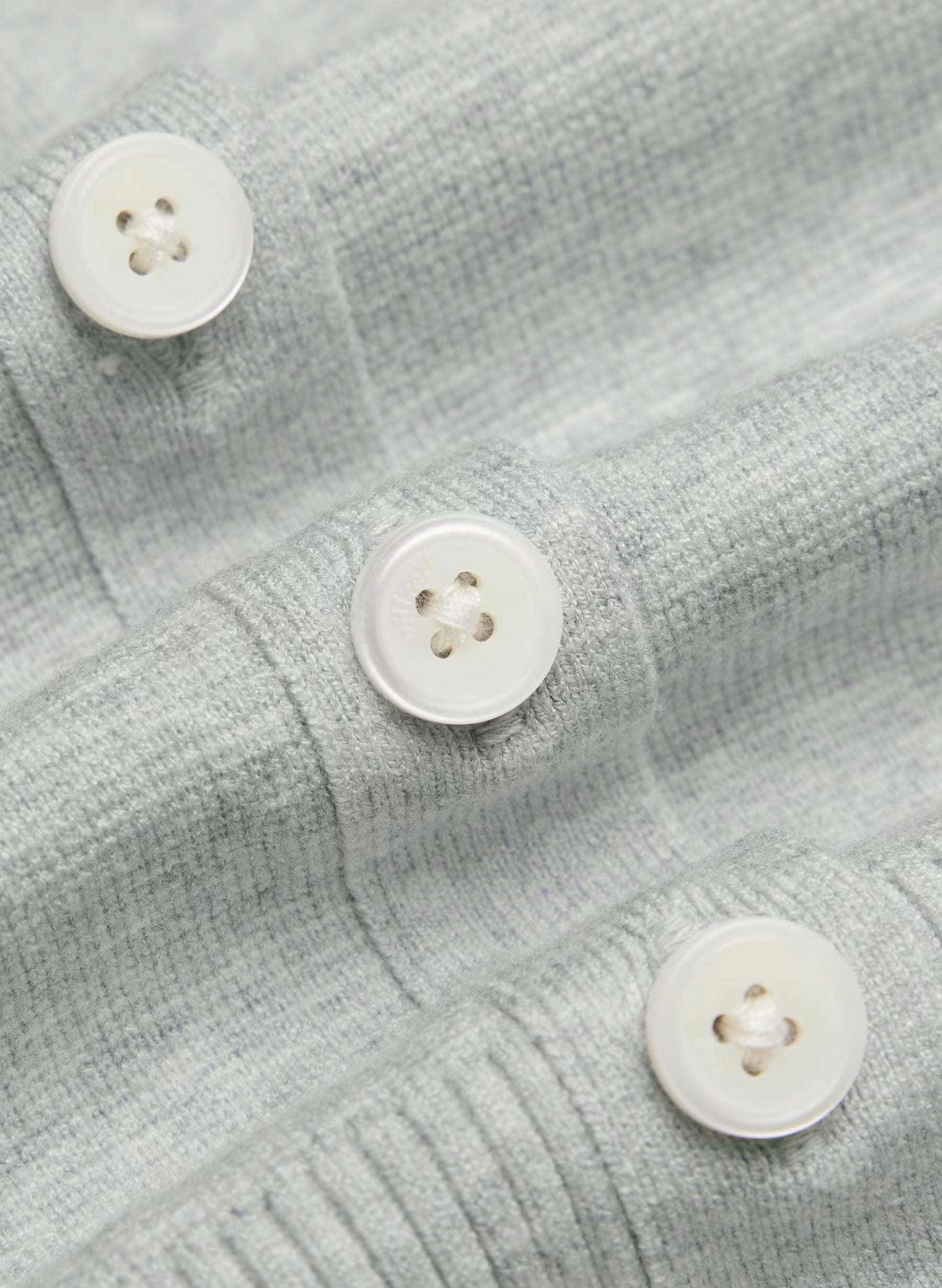 Aritzia Golightly Cardigan - Wonder Yarn - Heather Chrome