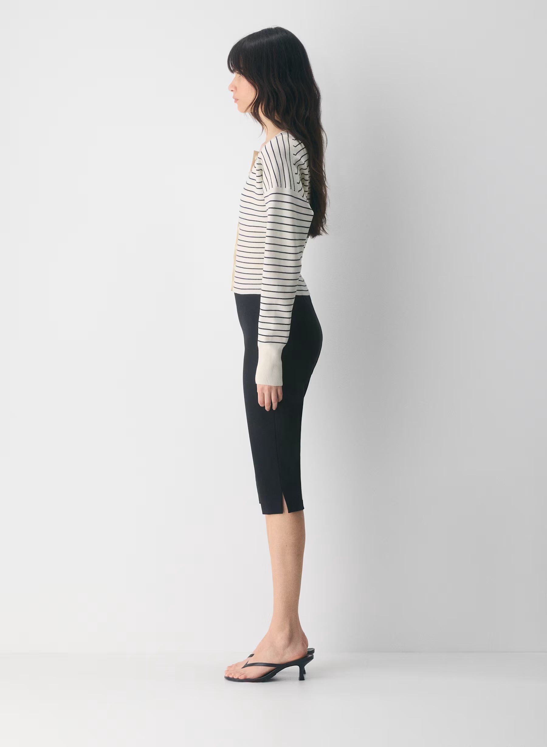 Aritzia Golightly Cardigan - Wonder Yarn -lt birch/Admiral